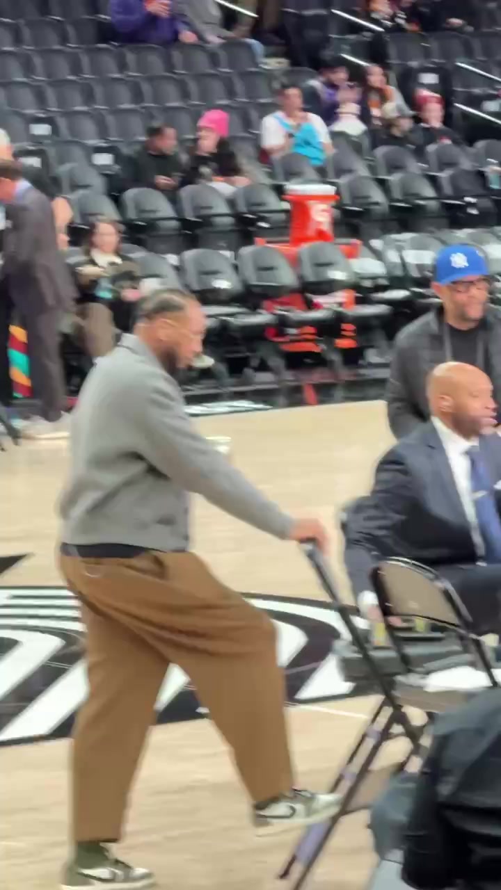 qyh-大腕云集！小吧直击：麦迪&amp;卡特&amp;甜瓜担任开拓者VS太阳解说！