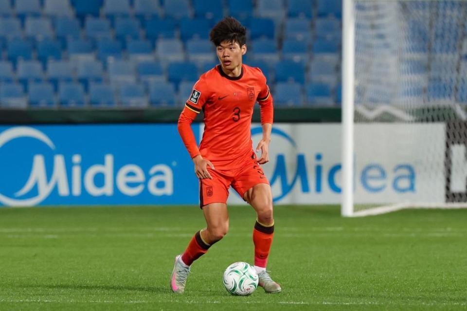 球友会-曝泰山锁定冬窗首签！贺一然已谈妥，转会费不到2000万