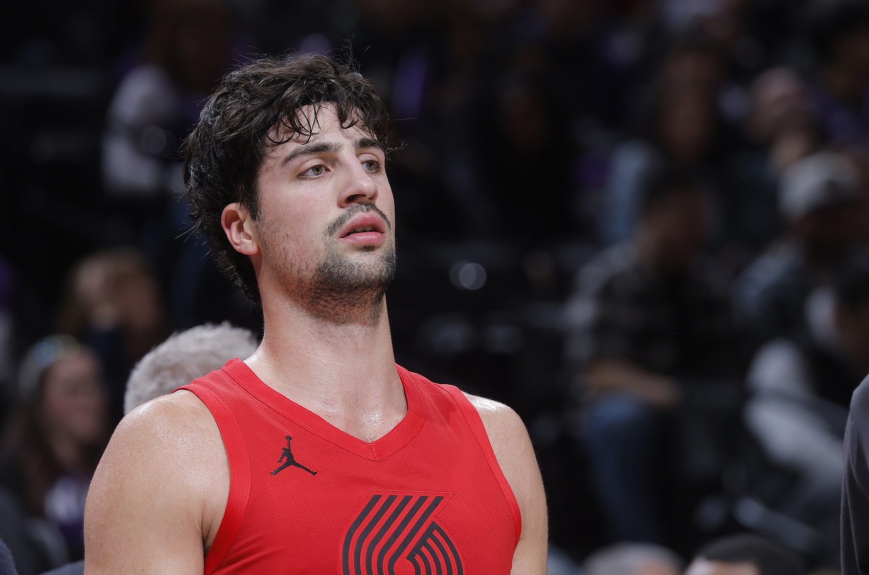 球友会-把锅背好！阿夫迪亚19中7&amp;三分12投仅2中 还有7失误！